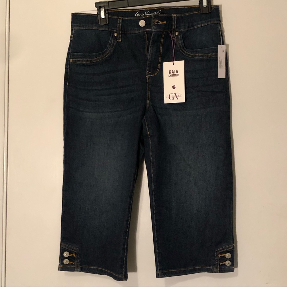 💙 Gloria Vanderbilt Kaia Blue Jean Skimmer Short / Capri / 6 / NWT 💙